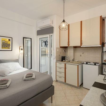 Central Studio! Fiber Wifi, Ac, Private, Self Check-In! Salonicco Esterno foto