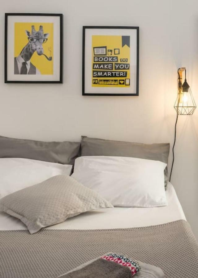 Central Studio! Fiber Wifi, Ac, Private, Self Check-In! Salonicco Esterno foto